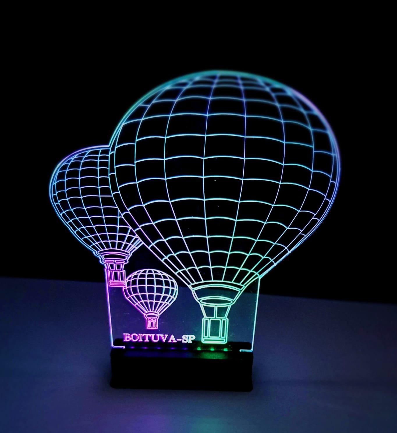 Luminária Acrílica Balões – Personalizada
